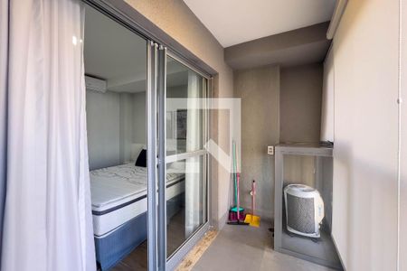 Varanda de kitnet/studio para alugar com 1 quarto, 30m² em Vila Mariana, São Paulo