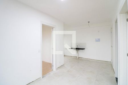 Sala / Cozinha de apartamento para alugar com 2 quartos, 38m² em Jardim São Luís, São Paulo