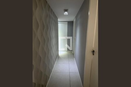 Corredor de apartamento à venda com 2 quartos, 52m² em Parque Sao Domingos, São Paulo