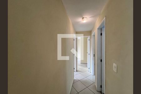 Corredor de apartamento à venda com 3 quartos, 90m² em Recreio dos Bandeirantes, Rio de Janeiro