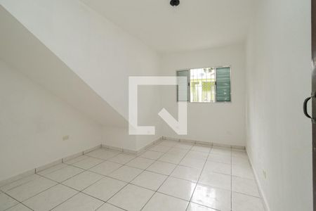 Quarto de casa para alugar com 1 quarto, 25m² em Vila California, São Paulo