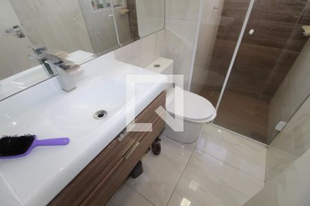 Banheiro de apartamento para alugar com 2 quartos, 54m² em Parque Industrial, São José dos Campos