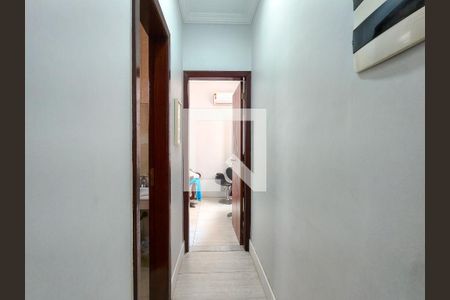 Corredor de casa à venda com 5 quartos, 200m² em Tijuca, Rio de Janeiro