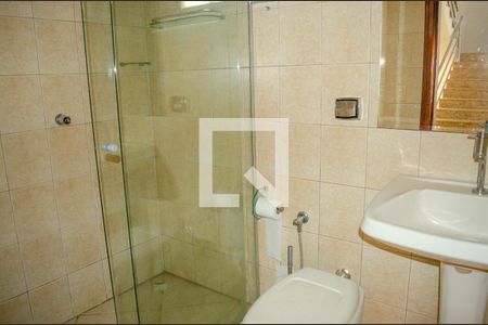 Casa para alugar com 4 quartos, 318m² em Setor Jao, Goiânia