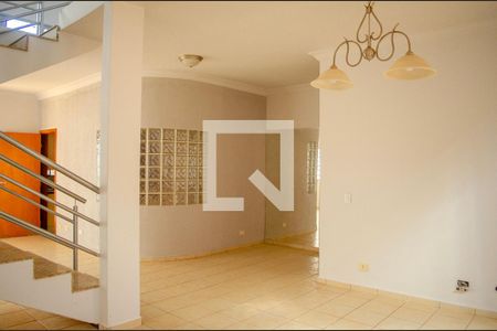 Casa para alugar com 4 quartos, 318m² em Setor Jao, Goiânia