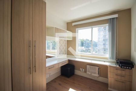 Quarto 1 de apartamento para alugar com 3 quartos, 73m² em Maria Paula, Niterói