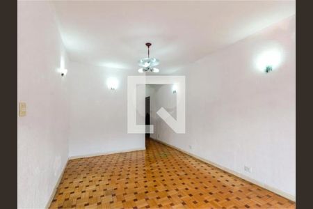 Casa à venda com 3 quartos, 300m² em Piqueri, São Paulo