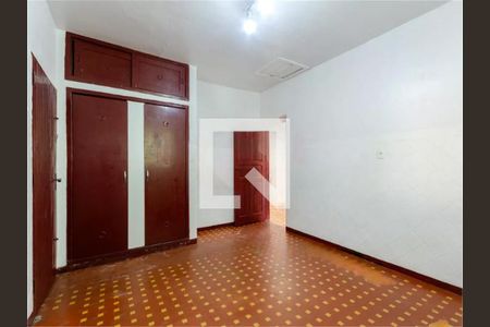 Casa à venda com 3 quartos, 300m² em Piqueri, São Paulo