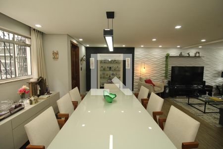 Casa à venda com 3 quartos, 200m² em Vila São José, São Paulo