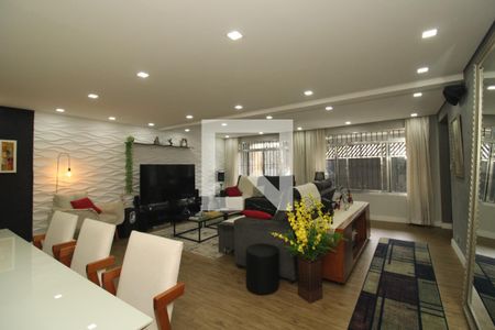 Casa à venda com 3 quartos, 200m² em Vila São José, São Paulo