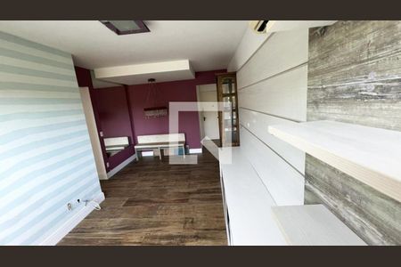 Sala de apartamento para alugar com 2 quartos, 55m² em Glória, Porto Alegre