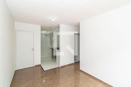 Sala de apartamento para alugar com 2 quartos, 42m² em Brás de Pina, Rio de Janeiro