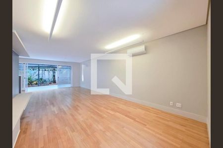 Casa para alugar com 4 quartos, 280m² em Brooklin, São Paulo