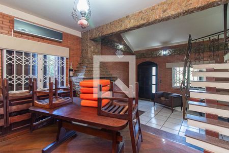 Sala de casa à venda com 5 quartos, 320m² em Belém Velho, Porto Alegre