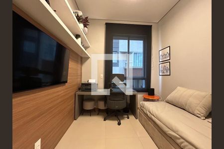 Quarto  de apartamento para alugar com 2 quartos, 69m² em Lagoa Pequena, Florianópolis