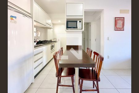 Sala de Jantar de apartamento para alugar com 1 quarto, 50m² em Canasvieiras, Florianópolis