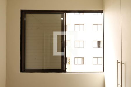 Quarto 1 de apartamento à venda com 3 quartos, 63m² em Jardim Itapemirim, São Paulo