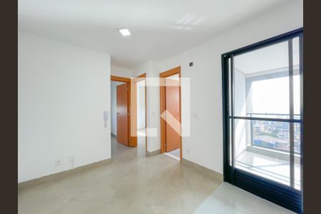 Sala e Cozinha de apartamento à venda com 2 quartos, 39m² em Centro, Osasco