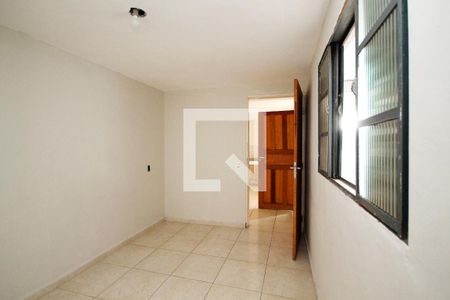 Quarto 1 de casa para alugar com 2 quartos, 65m² em Granja Carolina, Cotia
