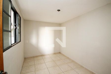 Quarto 1 de casa para alugar com 2 quartos, 65m² em Granja Carolina, Cotia