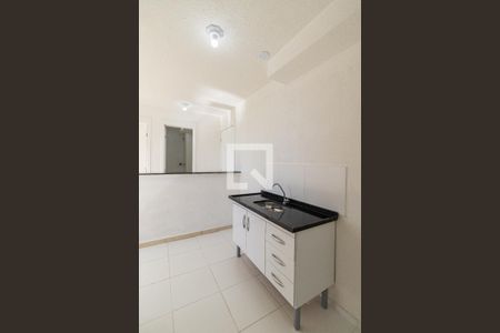Cozinha e Área de Serviço de apartamento para alugar com 2 quartos, 33m² em Vila Silvia, São Paulo