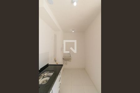 Cozinha e Área de Serviço de apartamento para alugar com 2 quartos, 33m² em Vila Silvia, São Paulo