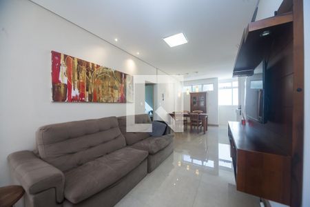 Sala de TV de apartamento para alugar com 2 quartos, 77m² em Cruzeiro, Belo Horizonte