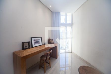 Sala de TV de apartamento para alugar com 2 quartos, 77m² em Cruzeiro, Belo Horizonte