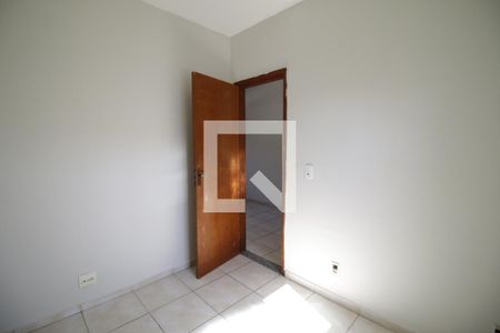 Quarto 1 de apartamento para alugar com 2 quartos, 52m² em Jacarepaguá, Rio de Janeiro