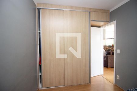 Quarto 2 de apartamento à venda com 2 quartos, 50m² em Cabral, Contagem