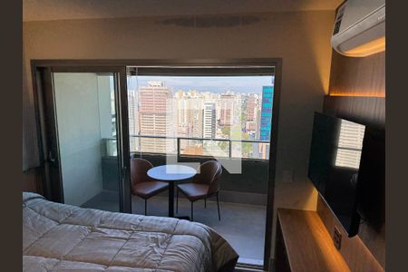 Sala/Quarto de apartamento à venda com 1 quarto, 30m² em Indianópolis, São Paulo