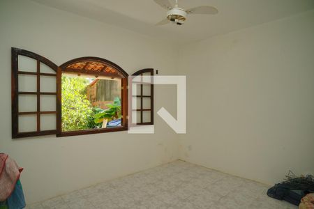 Quarto 1 de casa para alugar com 2 quartos, 76m² em Itapeba, Maricá