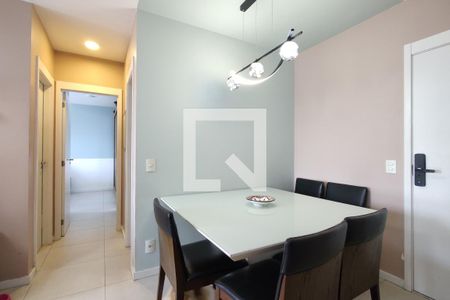 Sala de apartamento à venda com 2 quartos, 64m² em Barra Olímpica, Rio de Janeiro