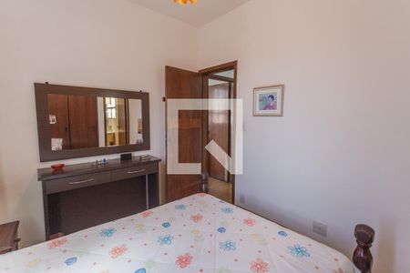 Suíte de apartamento à venda com 4 quartos, 140m² em Vila Paris, Belo Horizonte