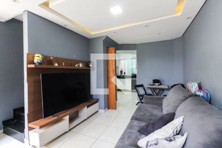 Sala de casa de condomínio à venda com 2 quartos, 94m² em Cidade Líder, São Paulo