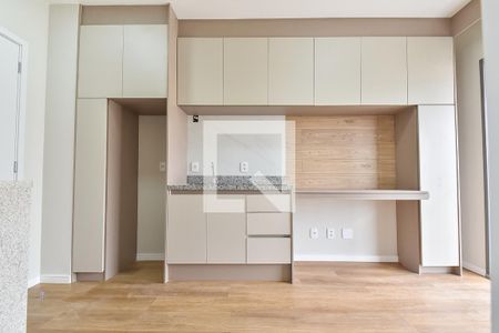 Sala/cozinha de apartamento para alugar com 1 quarto, 30m² em Liberdade, São Paulo