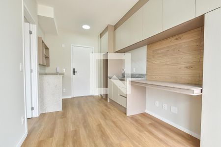 Sala/cozinha de apartamento para alugar com 1 quarto, 30m² em Liberdade, São Paulo