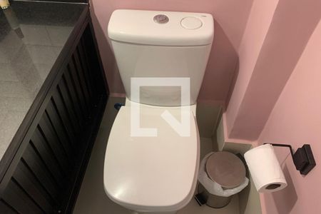 Lavabo de apartamento para alugar com 3 quartos, 154m² em Ponta da Praia, Santos