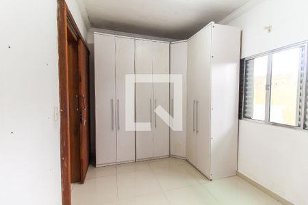 Quarto 1 de casa para alugar com 2 quartos, 125m² em Vila Chuca, São Paulo