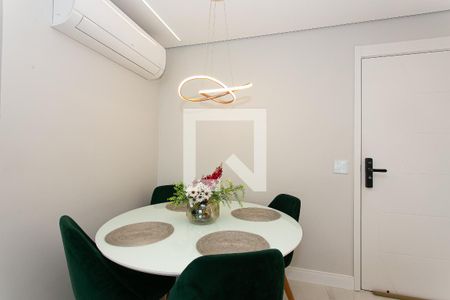 Sala de apartamento à venda com 2 quartos, 64m² em Chácara Seis de Outubro, São Paulo