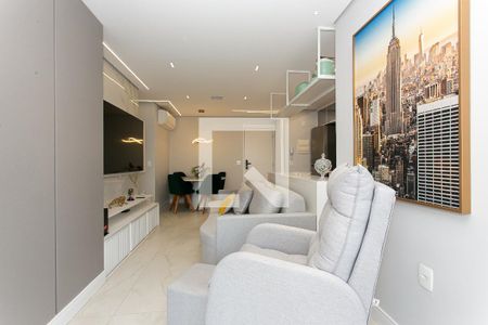 Sala de apartamento à venda com 2 quartos, 64m² em Chácara Seis de Outubro, São Paulo