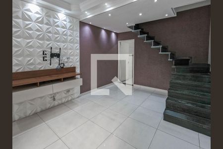 Casa de Condomínio para alugar com 2 quartos, 121m² em Jardim Jaragua, São Paulo