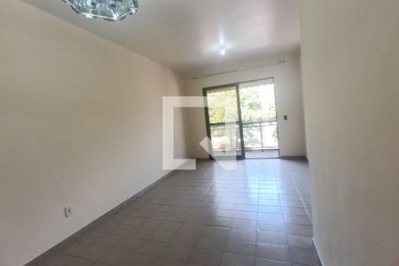 Sala de apartamento para alugar com 2 quartos, 101m² em Vila Oito de Maio, Duque de Caxias