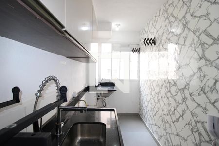 Sala / Cozinha de apartamento para alugar com 2 quartos, 42m² em Colônia (zona Leste), São Paulo
