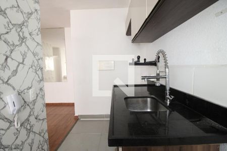 Sala / Cozinha de apartamento para alugar com 2 quartos, 42m² em Colônia (zona Leste), São Paulo