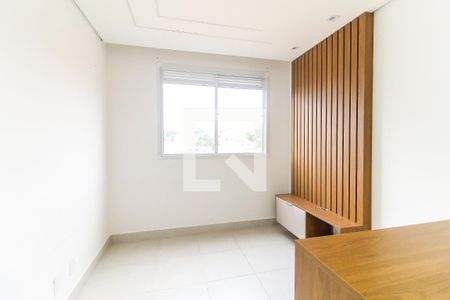 Sala/Cozinha de apartamento para alugar com 2 quartos, 32m² em Vila Carmosina, São Paulo