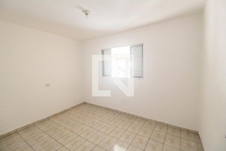 Quarto de casa para alugar com 1 quarto, 45m² em Jardim Santa Tereza, Carapicuíba
