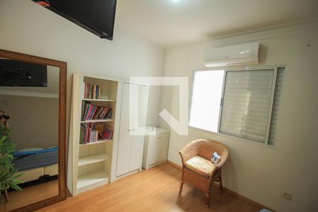 Casa para alugar com 3 quartos, 170m² em Vila Bertioga, São Paulo