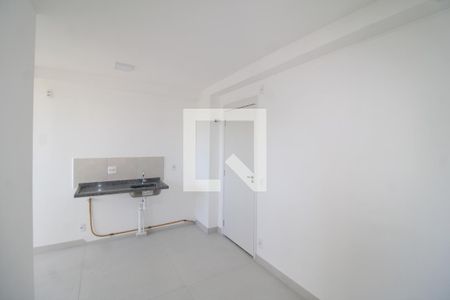 Sala / Cozinha de apartamento para alugar com 2 quartos, 37m² em Parada Inglesa, São Paulo