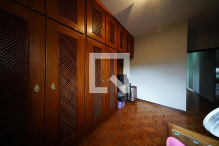 Quarto 1 de casa para alugar com 4 quartos, 195m² em Vila Nhocuné, São Paulo